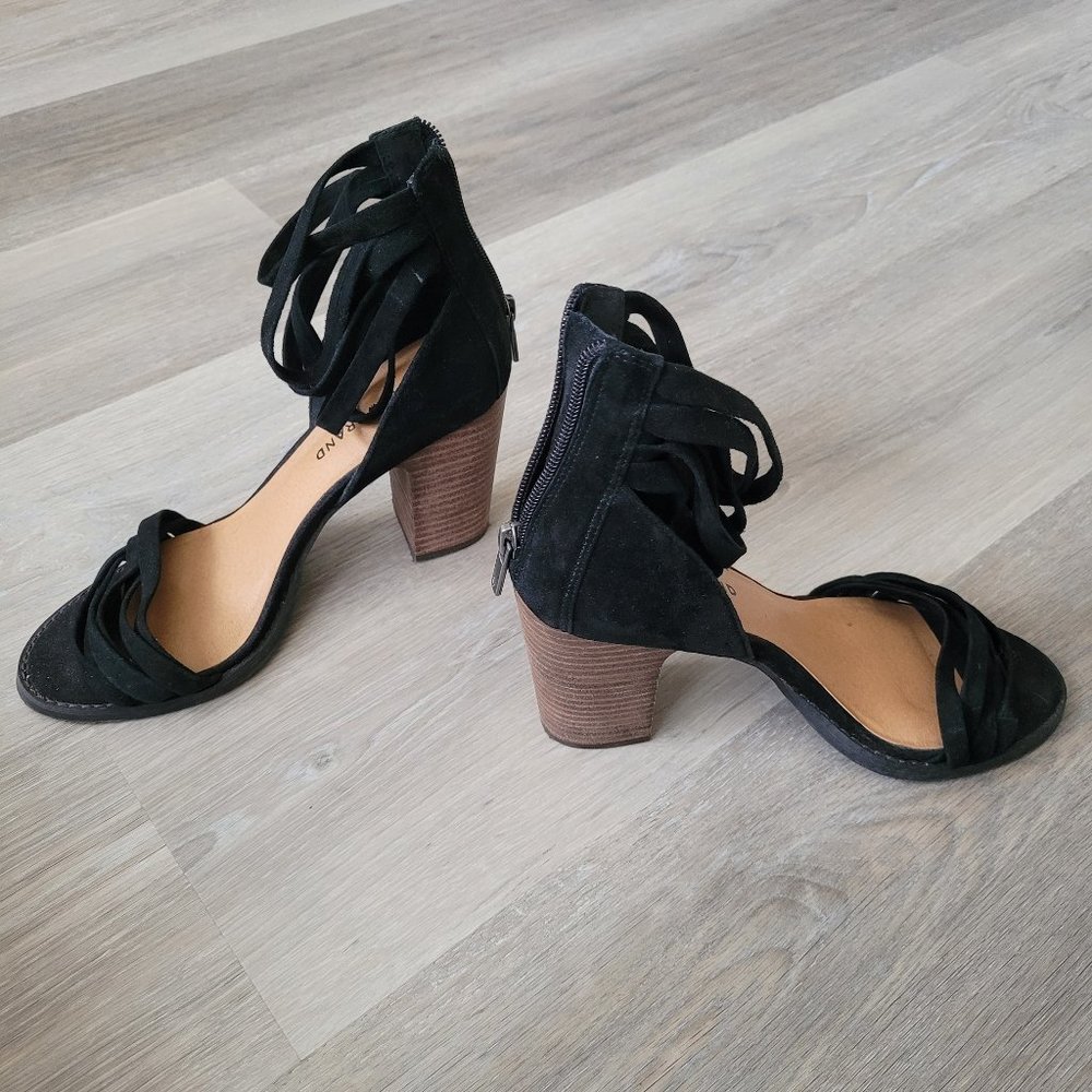 Lucky Brand Chucky heel sandals